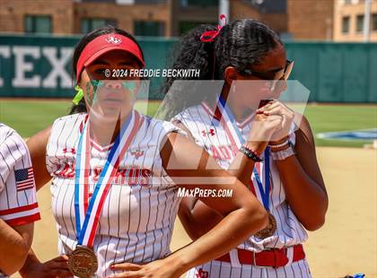 Thumbnail 2 in Neches vs. Hermleigh (UIL 1A Softball Semifinal) photogallery.