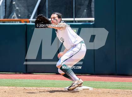 Thumbnail 1 in Neches vs. Hermleigh (UIL 1A Softball Semifinal) photogallery.