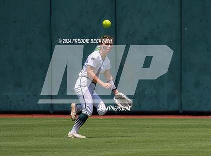 Thumbnail 3 in Neches vs. Hermleigh (UIL 1A Softball Semifinal) photogallery.