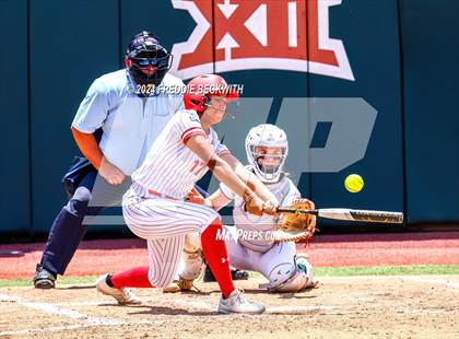 Thumbnail 3 in Neches vs. Hermleigh (UIL 1A Softball Semifinal) photogallery.