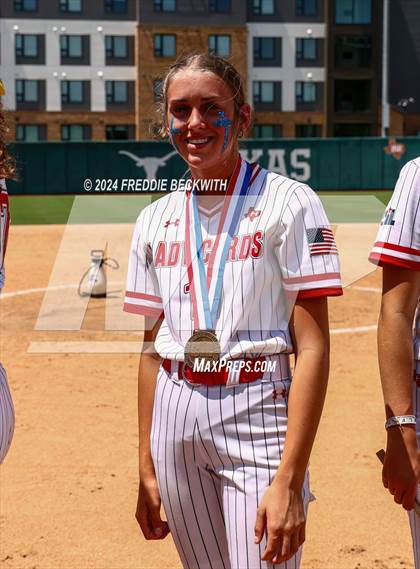 Thumbnail 2 in Neches vs. Hermleigh (UIL 1A Softball Semifinal) photogallery.