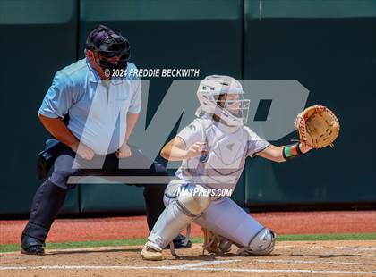 Thumbnail 2 in Neches vs. Hermleigh (UIL 1A Softball Semifinal) photogallery.