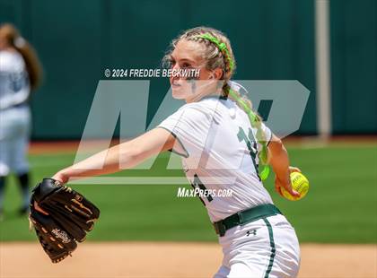 Thumbnail 2 in Neches vs. Hermleigh (UIL 1A Softball Semifinal) photogallery.