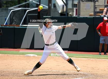 Thumbnail 2 in Neches vs. Hermleigh (UIL 1A Softball Semifinal) photogallery.