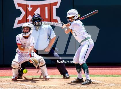 Thumbnail 3 in Neches vs. Hermleigh (UIL 1A Softball Semifinal) photogallery.