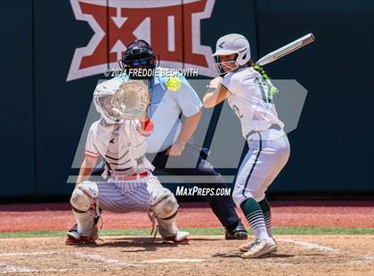 Thumbnail 2 in Neches vs. Hermleigh (UIL 1A Softball Semifinal) photogallery.