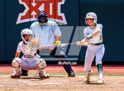 Thumbnail 1 in Neches vs. Hermleigh (UIL 1A Softball Semifinal) photogallery.