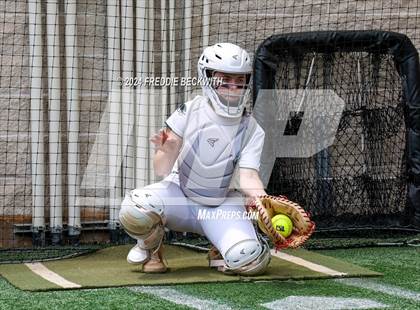 Thumbnail 3 in Neches vs. Hermleigh (UIL 1A Softball Semifinal) photogallery.
