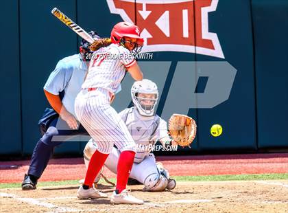 Thumbnail 1 in Neches vs. Hermleigh (UIL 1A Softball Semifinal) photogallery.