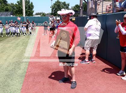 Thumbnail 1 in Neches vs. Hermleigh (UIL 1A Softball Semifinal) photogallery.