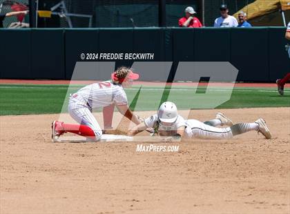 Thumbnail 3 in Neches vs. Hermleigh (UIL 1A Softball Semifinal) photogallery.