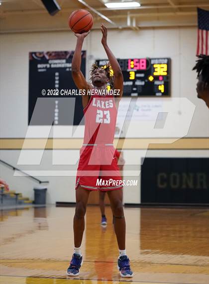 Thumbnail 1 in Jersey Village vs. Cypress Lakes (Conroe Christmas Classic) photogallery.