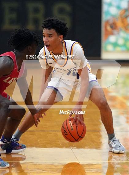 Thumbnail 1 in Jersey Village vs. Cypress Lakes (Conroe Christmas Classic) photogallery.