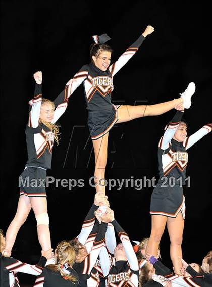 Thumbnail 3 in Harding @ Ridgefield photogallery.