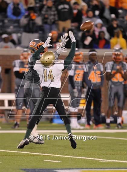 Thumbnail 2 in East Ridge vs Notre Dame photogallery.