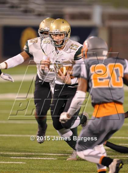 Thumbnail 2 in East Ridge vs Notre Dame photogallery.