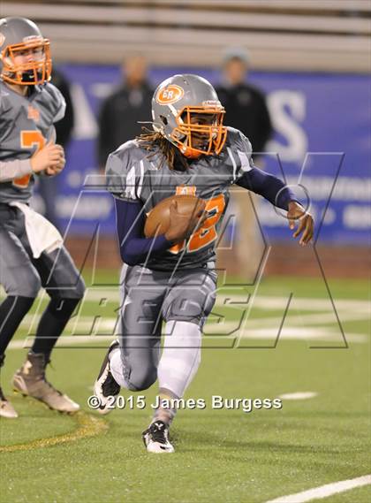Thumbnail 2 in East Ridge vs Notre Dame photogallery.