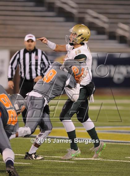 Thumbnail 2 in East Ridge vs Notre Dame photogallery.