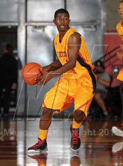 Thumbnail 1 in Bishop Gorman vs. Orange Lutheran (Nike Extravaganza) photogallery.