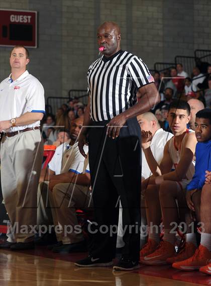 Thumbnail 1 in Bishop Gorman vs. Orange Lutheran (Nike Extravaganza) photogallery.