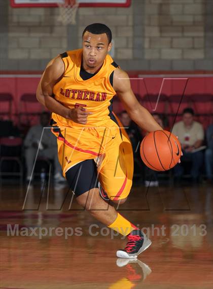 Thumbnail 3 in Bishop Gorman vs. Orange Lutheran (Nike Extravaganza) photogallery.