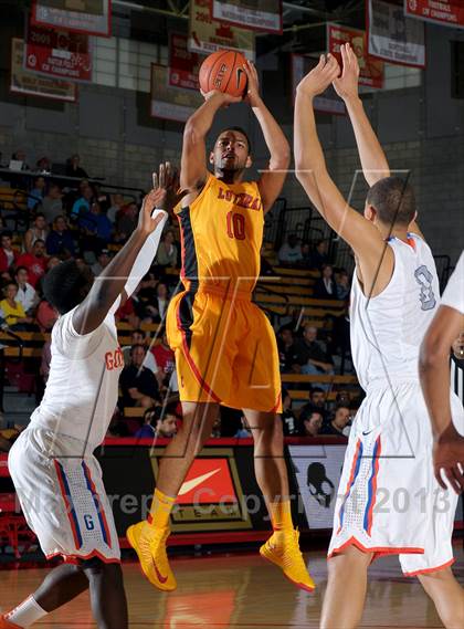 Thumbnail 2 in Bishop Gorman vs. Orange Lutheran (Nike Extravaganza) photogallery.