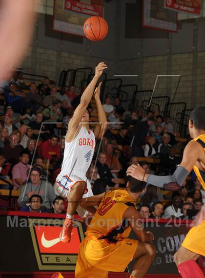Thumbnail 3 in Bishop Gorman vs. Orange Lutheran (Nike Extravaganza) photogallery.