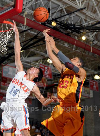 Thumbnail 1 in Bishop Gorman vs. Orange Lutheran (Nike Extravaganza) photogallery.