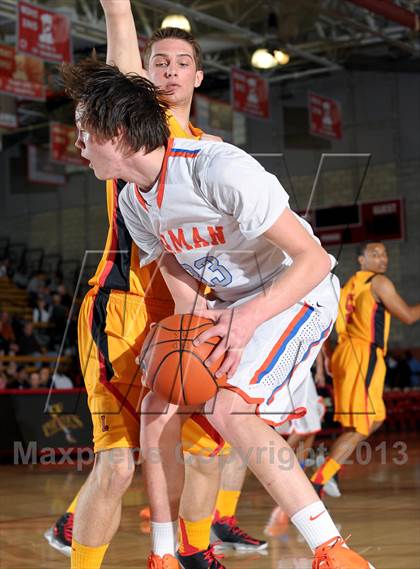 Thumbnail 2 in Bishop Gorman vs. Orange Lutheran (Nike Extravaganza) photogallery.
