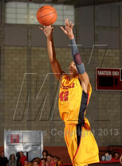 Thumbnail 2 in Bishop Gorman vs. Orange Lutheran (Nike Extravaganza) photogallery.
