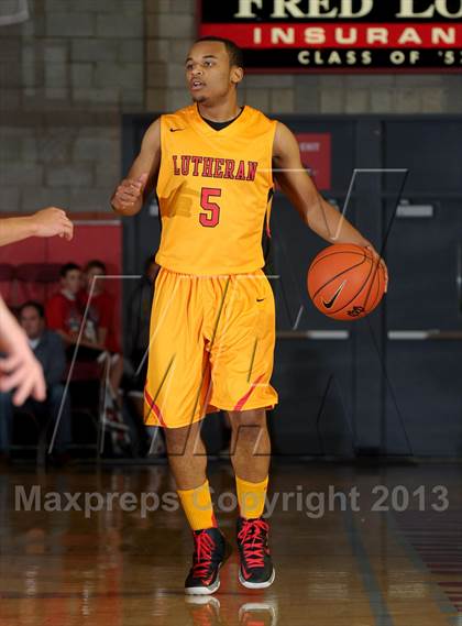 Thumbnail 3 in Bishop Gorman vs. Orange Lutheran (Nike Extravaganza) photogallery.