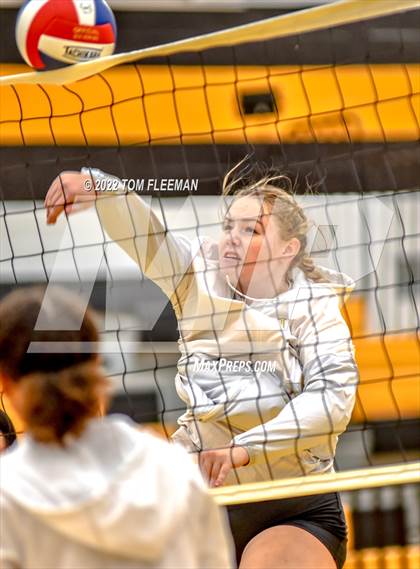 Thumbnail 3 in Sumner Academy @ Shawnee Mission West photogallery.