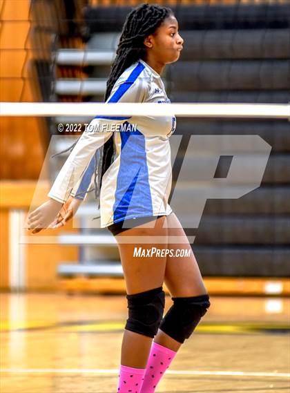 Thumbnail 3 in Sumner Academy @ Shawnee Mission West photogallery.