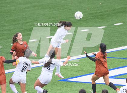 Thumbnail 1 in O'Connor vs Round Rock Westwood (UIL 6A Regional Semifinals) photogallery.
