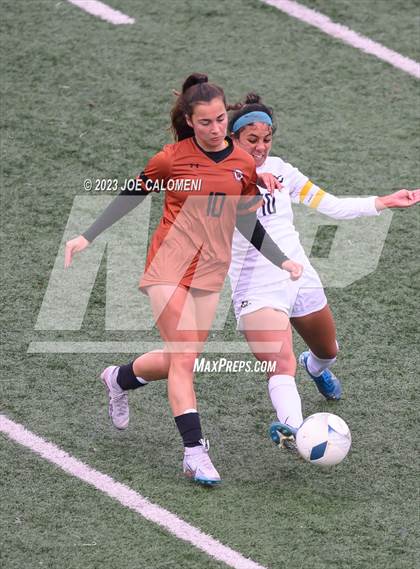 Thumbnail 2 in O'Connor vs Round Rock Westwood (UIL 6A Regional Semifinals) photogallery.