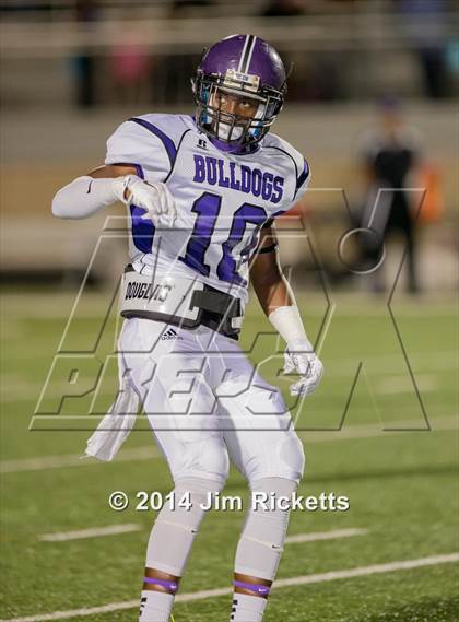 Thumbnail 2 in Everman @ Aledo photogallery.