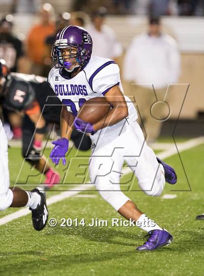 Thumbnail 2 in Everman @ Aledo photogallery.
