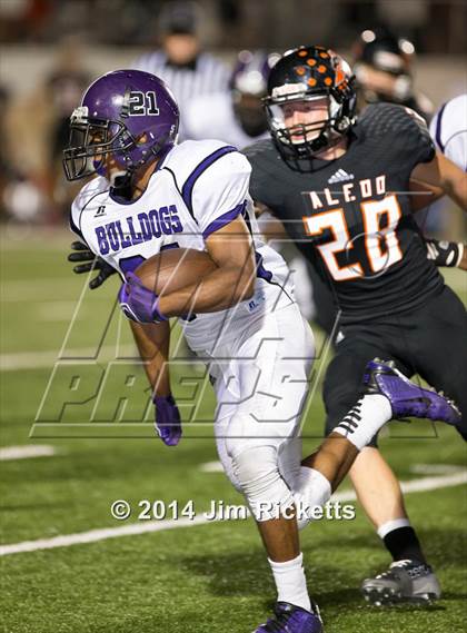 Thumbnail 1 in Everman @ Aledo photogallery.