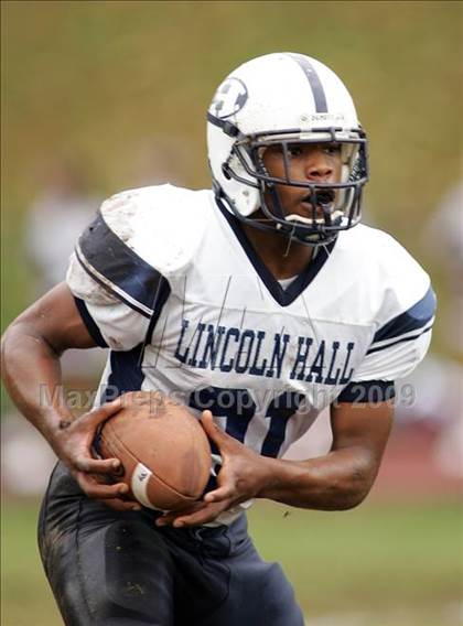 Thumbnail 2 in Lincoln Hall @ Albertus Magnus (Bowl Game) photogallery.