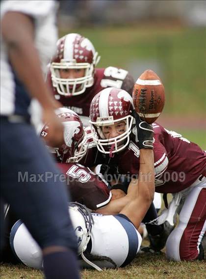 Thumbnail 2 in Lincoln Hall @ Albertus Magnus (Bowl Game) photogallery.