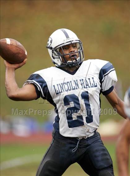 Thumbnail 2 in Lincoln Hall @ Albertus Magnus (Bowl Game) photogallery.