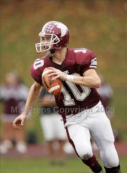 Thumbnail 2 in Lincoln Hall @ Albertus Magnus (Bowl Game) photogallery.