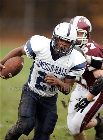 Thumbnail 3 in Lincoln Hall @ Albertus Magnus (Bowl Game) photogallery.