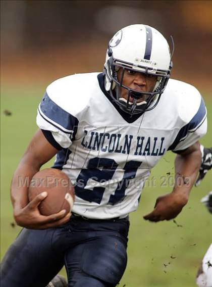 Thumbnail 2 in Lincoln Hall @ Albertus Magnus (Bowl Game) photogallery.