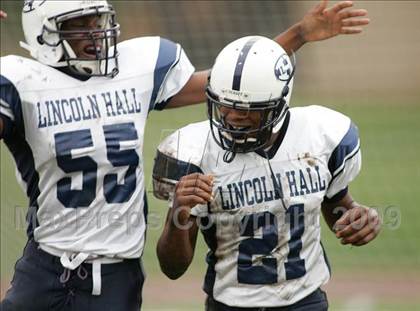 Thumbnail 2 in Lincoln Hall @ Albertus Magnus (Bowl Game) photogallery.