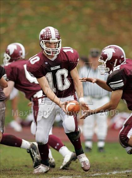 Thumbnail 2 in Lincoln Hall @ Albertus Magnus (Bowl Game) photogallery.