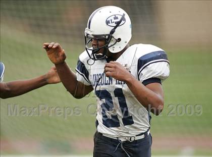 Thumbnail 1 in Lincoln Hall @ Albertus Magnus (Bowl Game) photogallery.