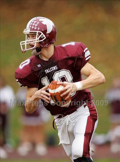 Thumbnail 2 in Lincoln Hall @ Albertus Magnus (Bowl Game) photogallery.