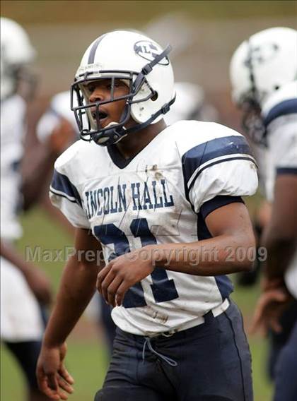 Thumbnail 3 in Lincoln Hall @ Albertus Magnus (Bowl Game) photogallery.