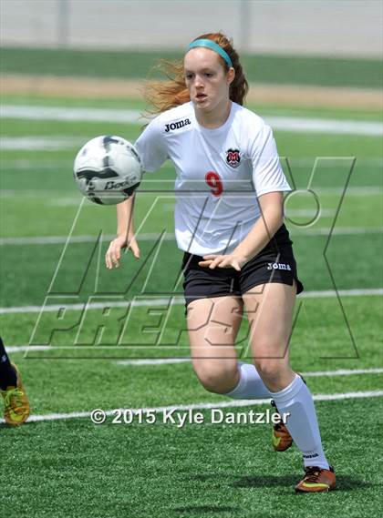 Thumbnail 2 in Melissa vs Stephenville (UIL 4A Region 1 Semifinal) photogallery.